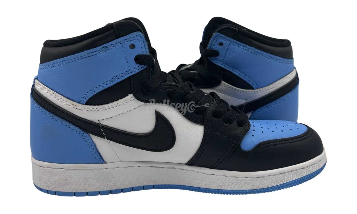 Air Jordan 1 Retro High OG "UNC Toe" GS (PreOwned)