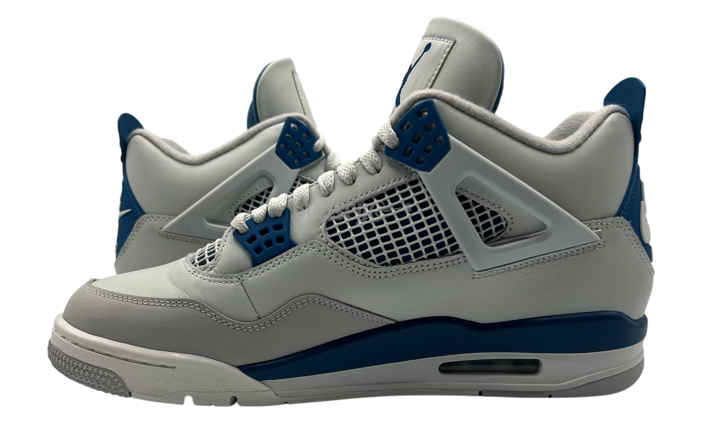 Air Jordan 4 Retro "Military Blue" (PreOwned)