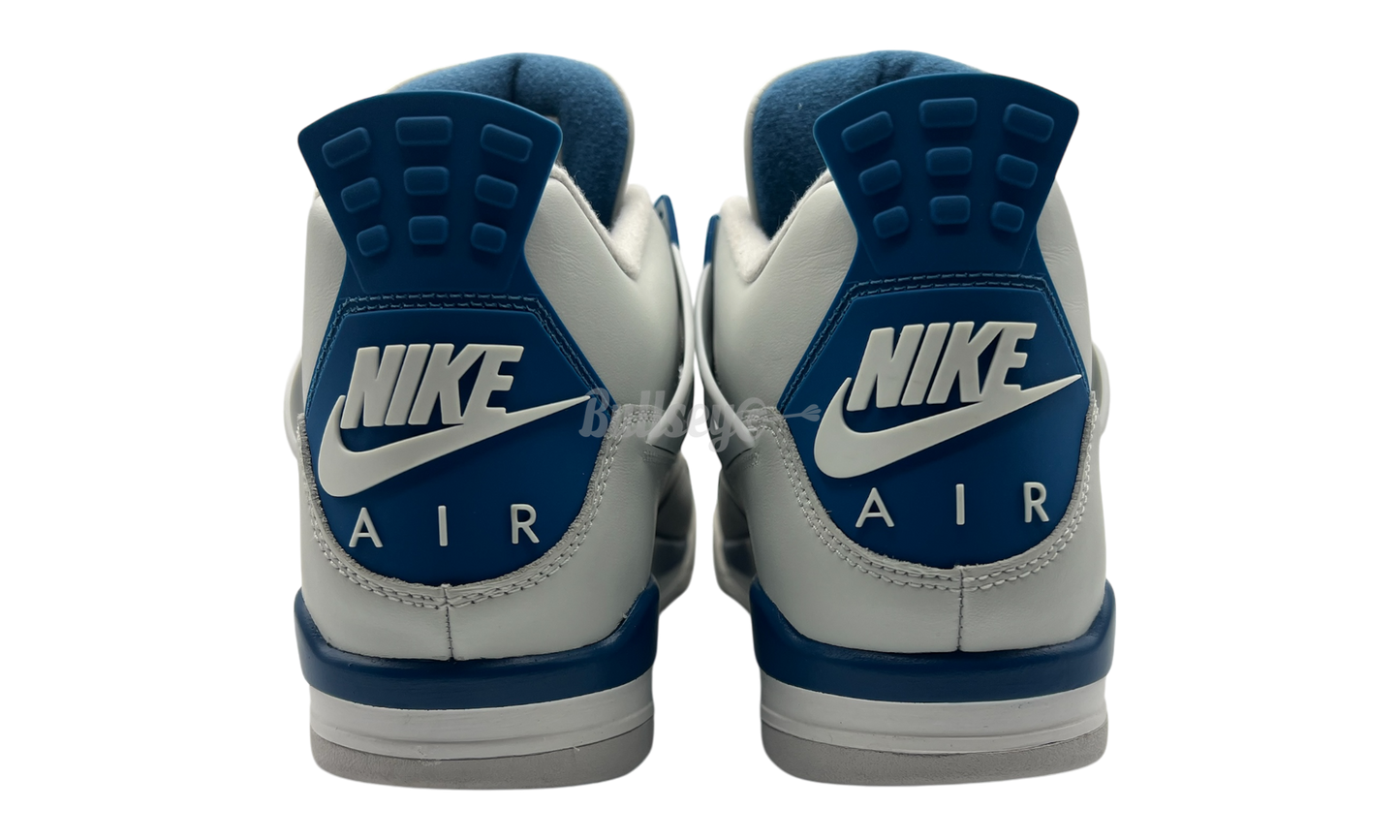 Air Jordan 4 Retro "Military Blue" (PreOwned)