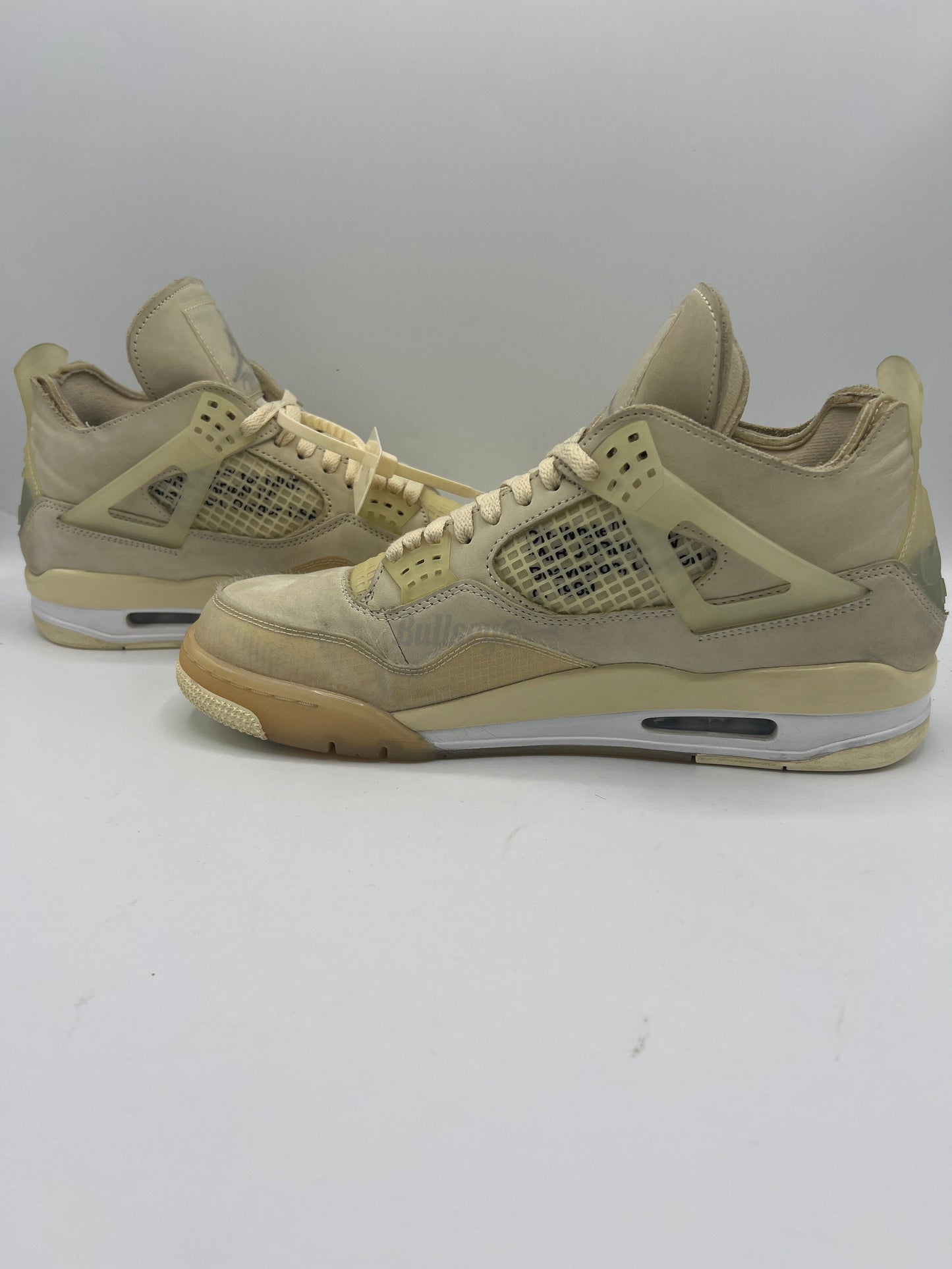 Air Jordan 4 Retro "Sail" OFF-White (PreOwned) (No Box) (No Insoles)