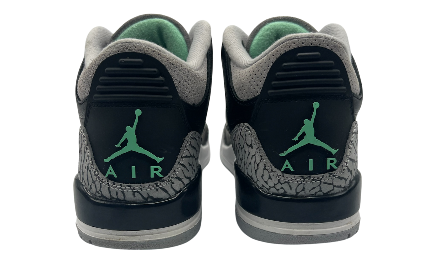 Air Jordan 3 Retro "Green Glow" (PreOwned)