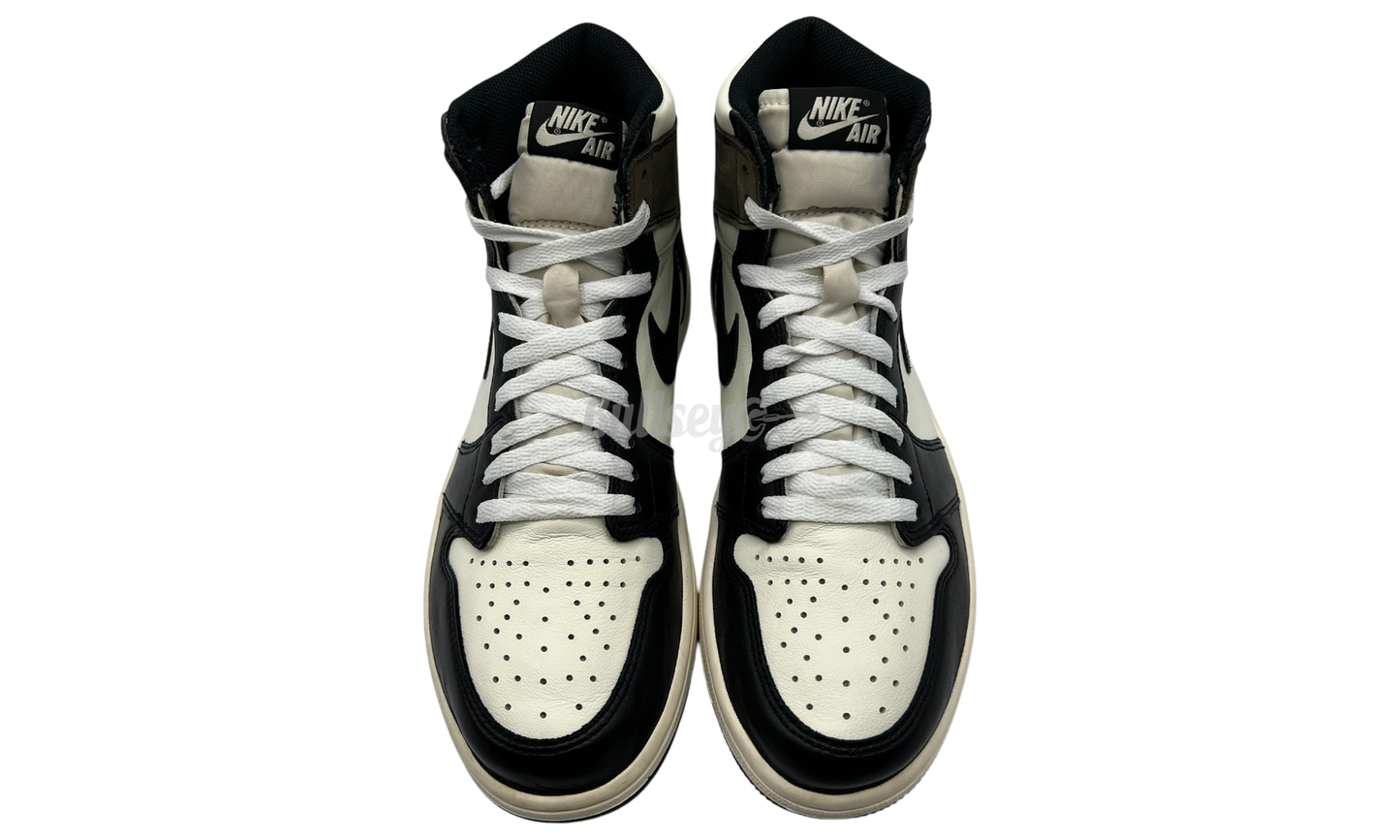 Air Jordan 1 Retro "Mocha" (PreOwned)