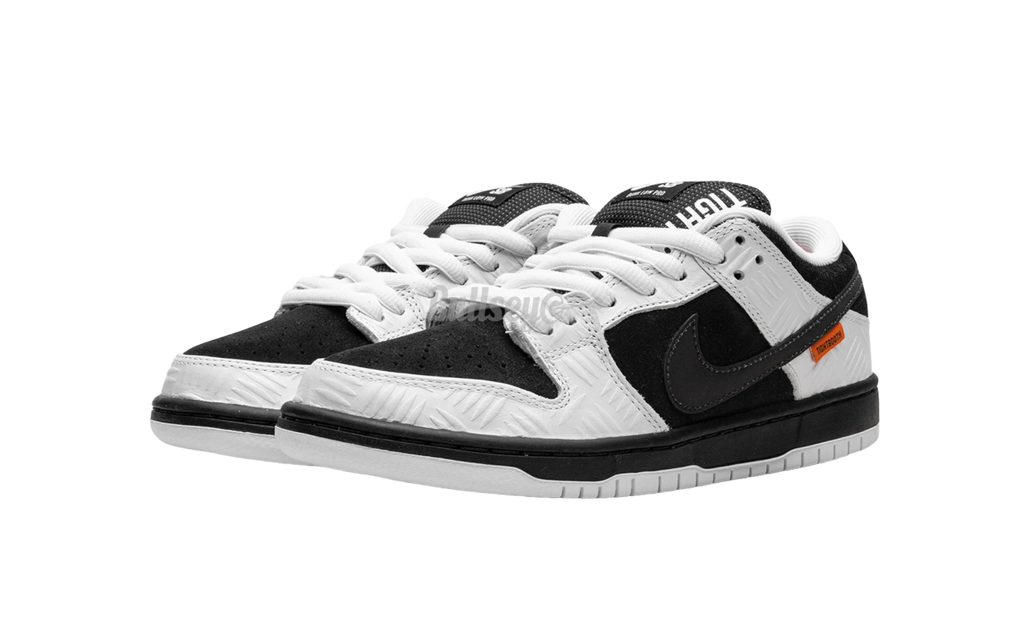 Nike SB Dunk Low "TightBooth"