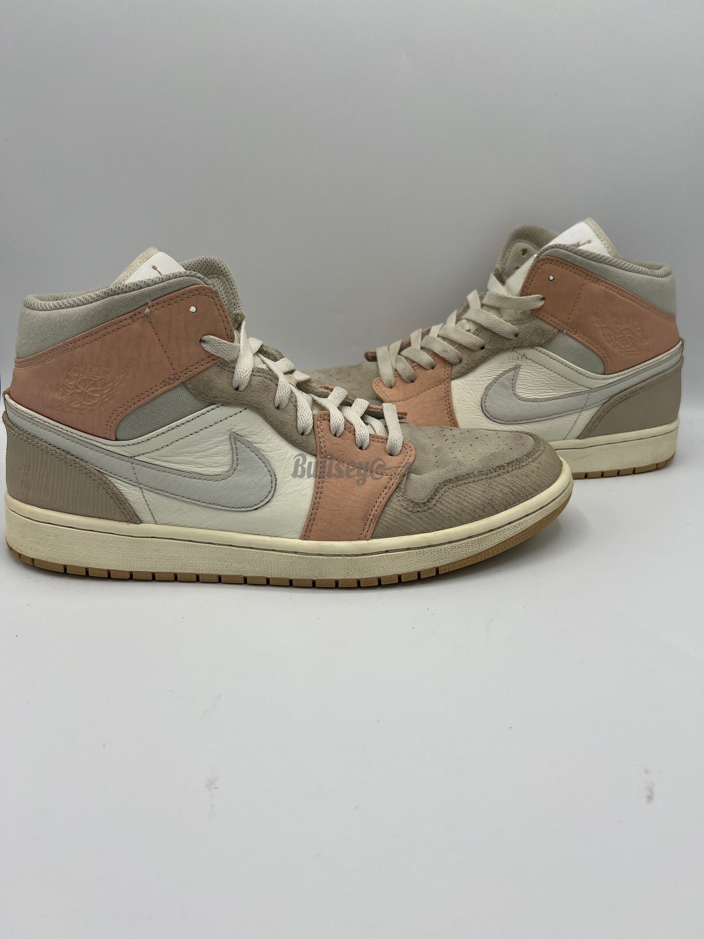 Air Jordan 1 Mid "Milan" (PreOwned)