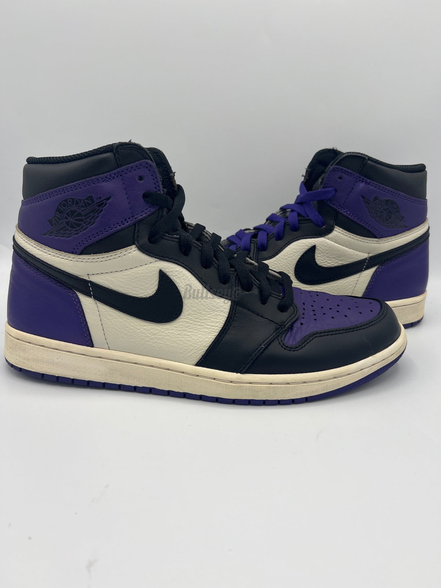 Air Jordan 1 Retro High OG "Court Purple" (PreOwned)