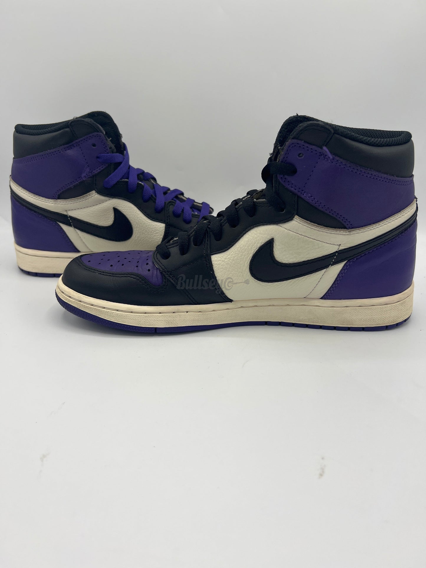 Air Jordan 1 Retro High OG "Court Purple" (PreOwned)