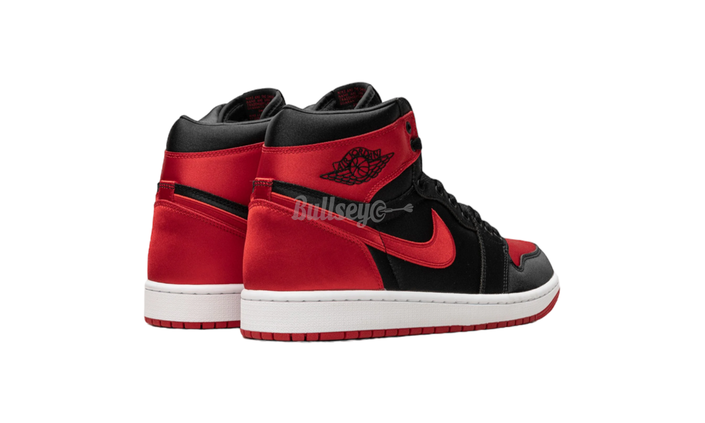 Air Jordan 1 Retro "Satin Bred"