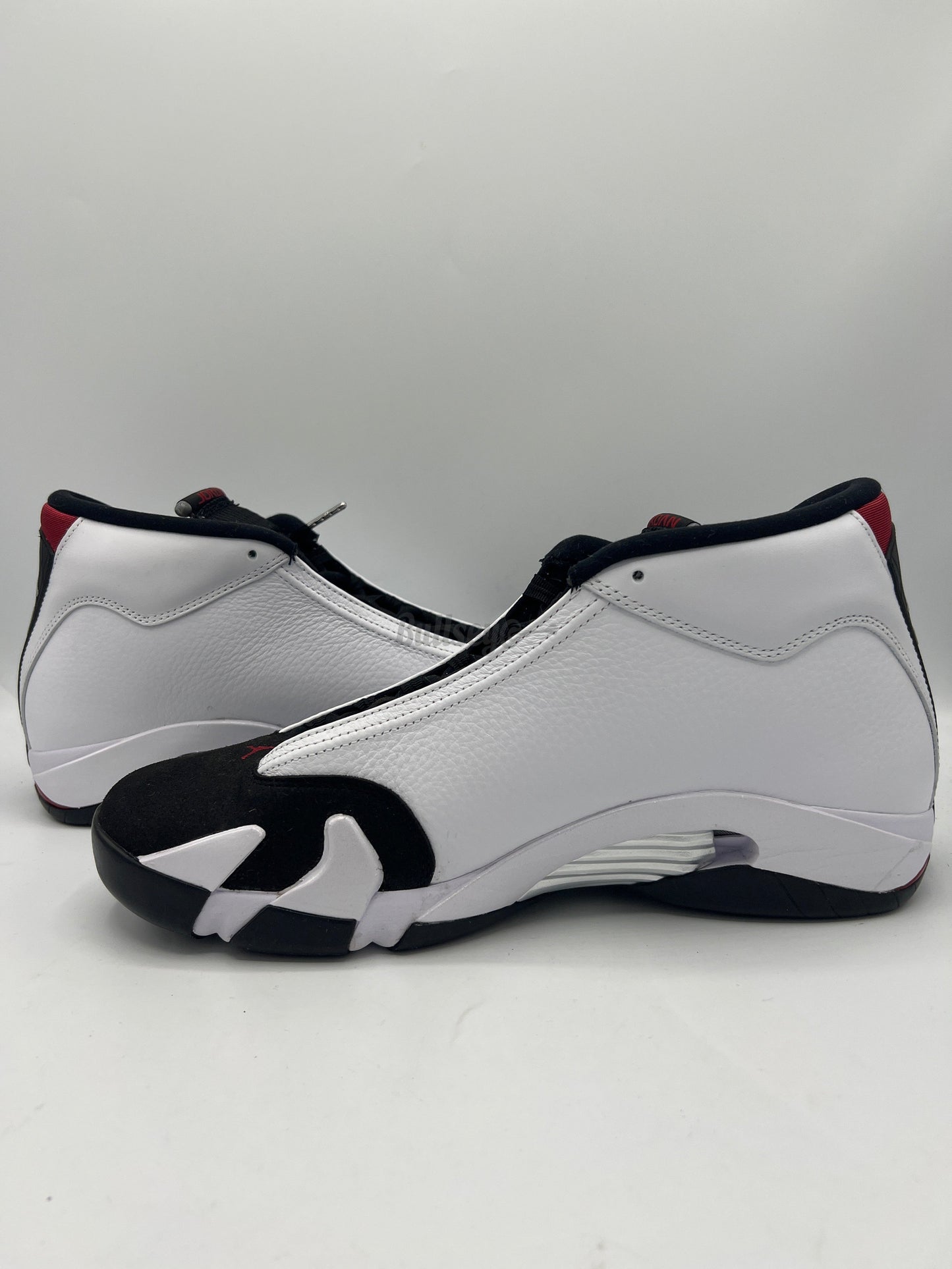 Air Jordan 14 Retro "Black Toe" (2024) (PreOwned)