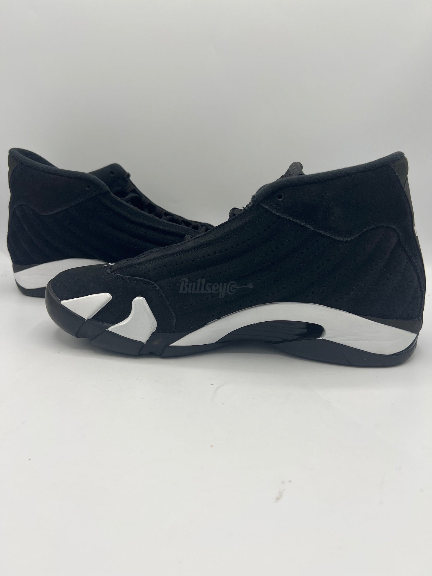 Air Jordan 14 Retro "Black White" (PreOwned)