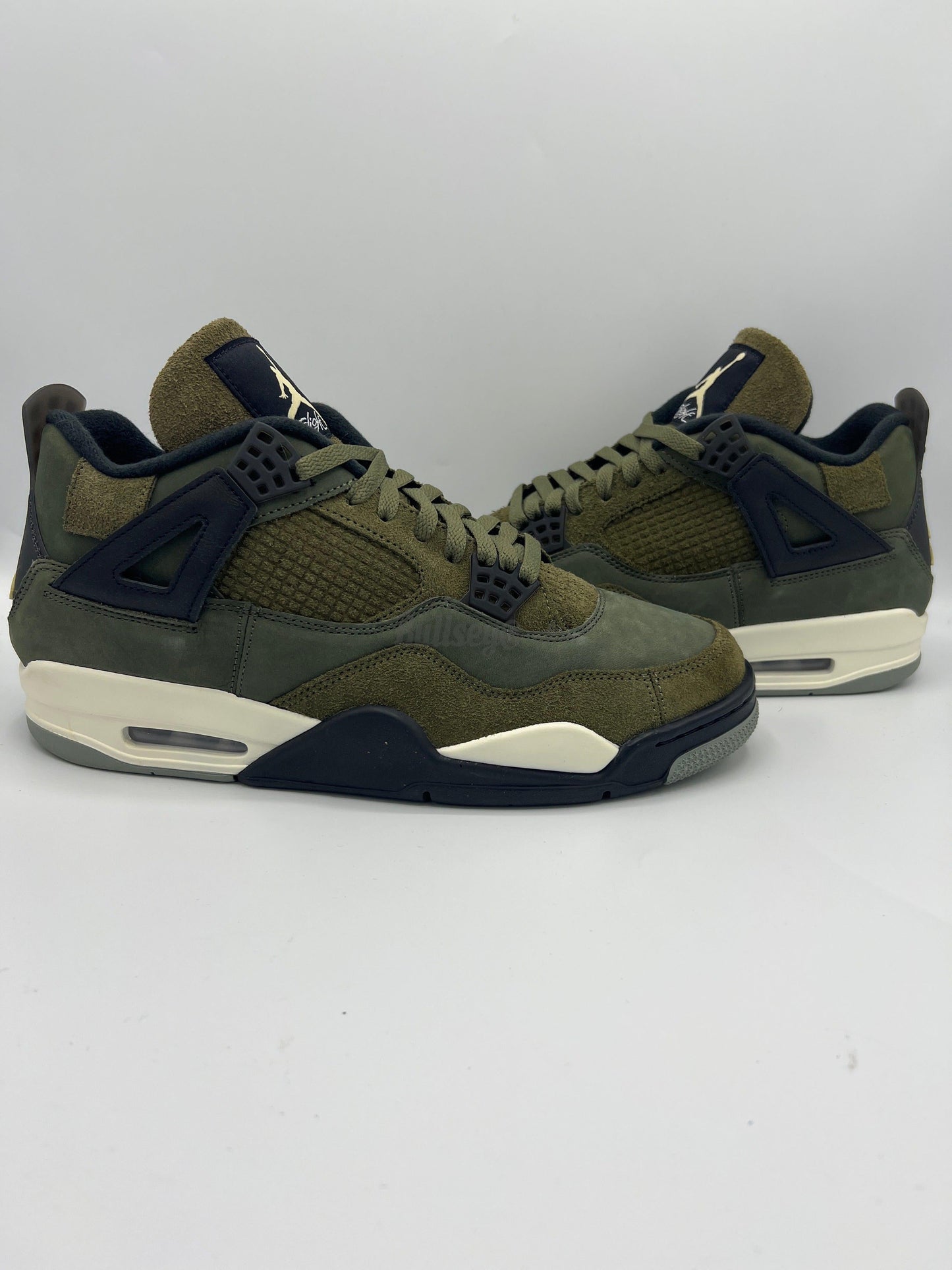 Air Jordan 4 Retro "Craft Olive" (PreOwned)