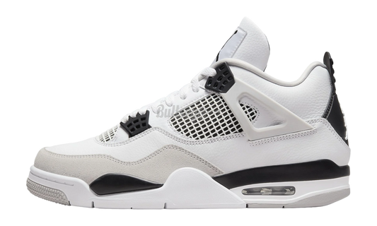 Air Jordan 4 Retro "Military Black" (PreOwned)