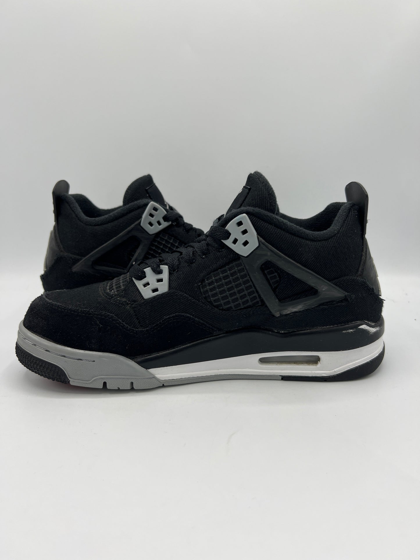 Air Jordan 4 Retro SE "Black Canvas" GS (PreOwned)