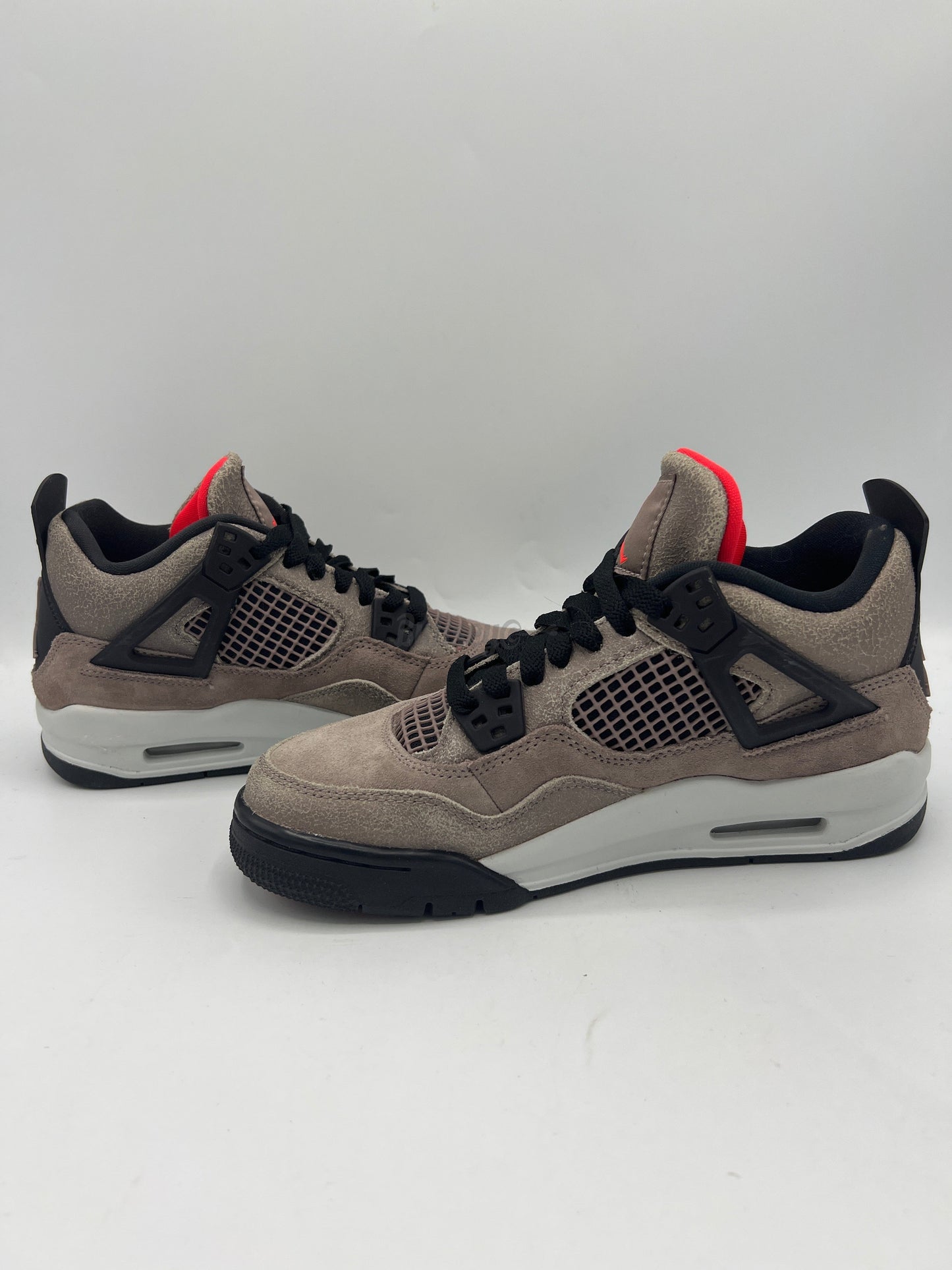 Air Jordan 4 Retro "Taupe Haze" GS (PreOwned) (No Box)