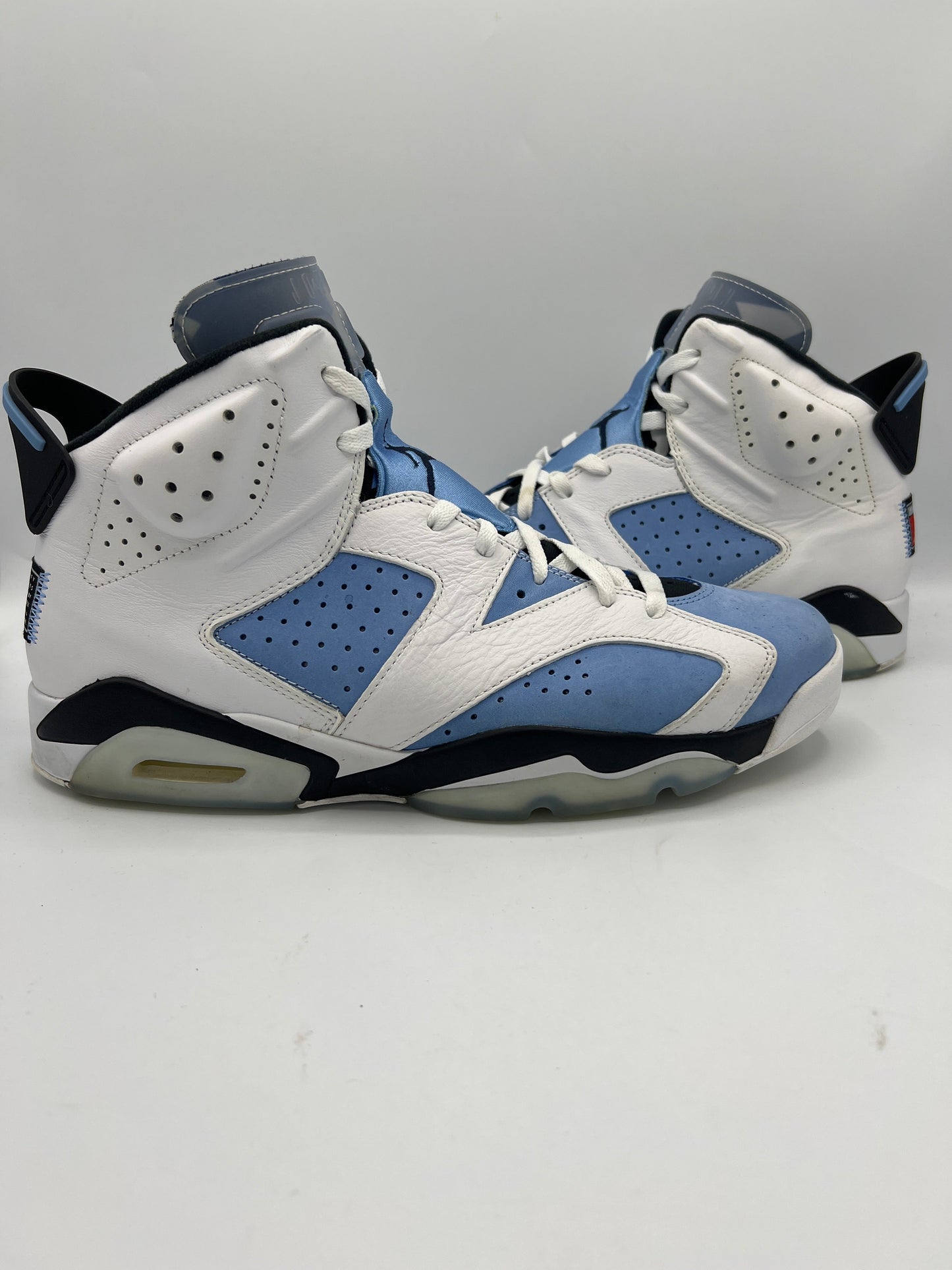 Air Jordan 6 Retro "UNC" (PreOwned)