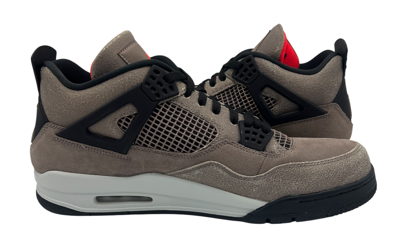 Air Jordan 4 Retro "Taupe Haze" (PreOwned)