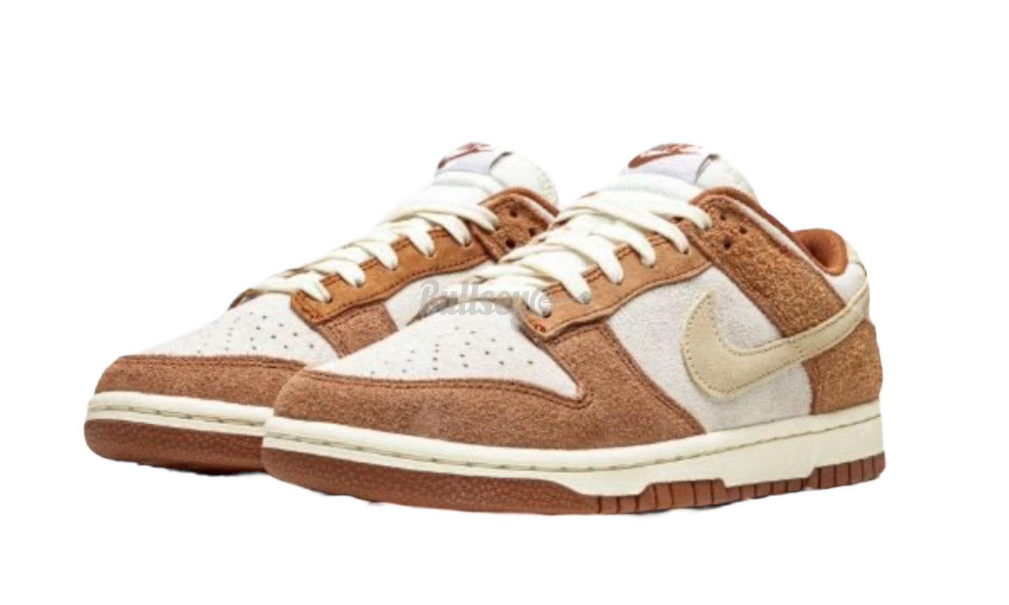 Nike Dunk Low "Medium Curry"