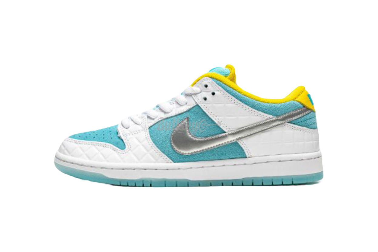 Nike Dunk Low SB Pro "Lagoon Pulse"-Bullseye Sneaker Boutique