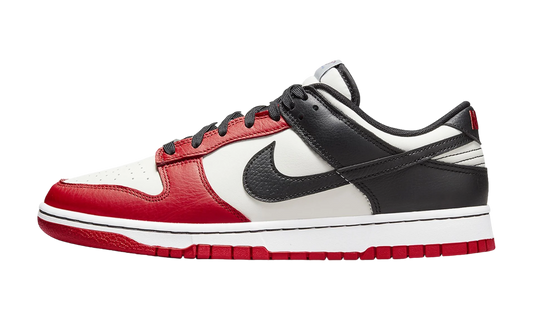 Nike Dunk Low x NBA "Bulls" EMB (PreOwned)